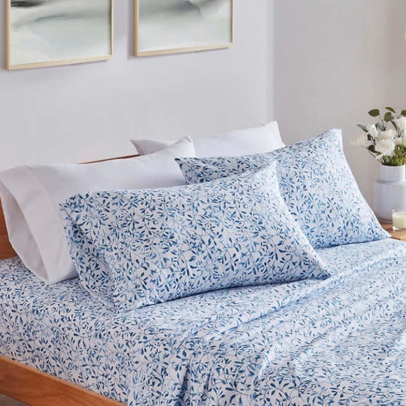 Charisma Microfiber 6-Piece Queen Sheet Set - Picture 4 of 16